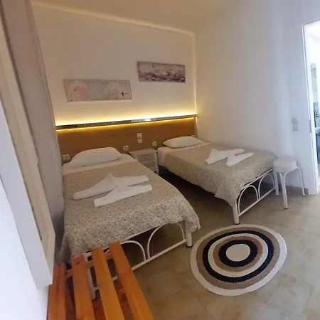 Home 43 Elpis Beachfront Garden Lejlighed *